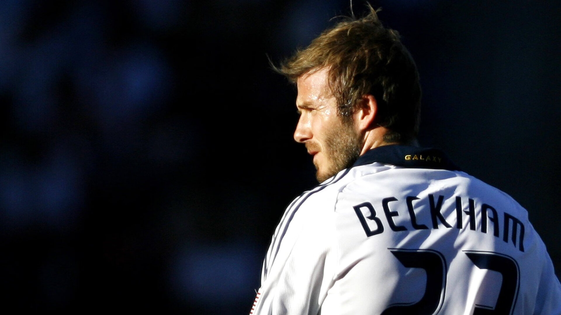 穆古鲁扎官方宣布夺冠新规，阿森纳引发争议！上演精彩一战